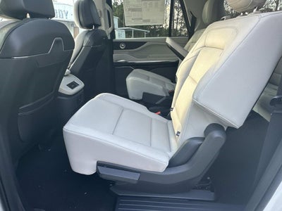 2026 Lincoln Navigator L Reserve