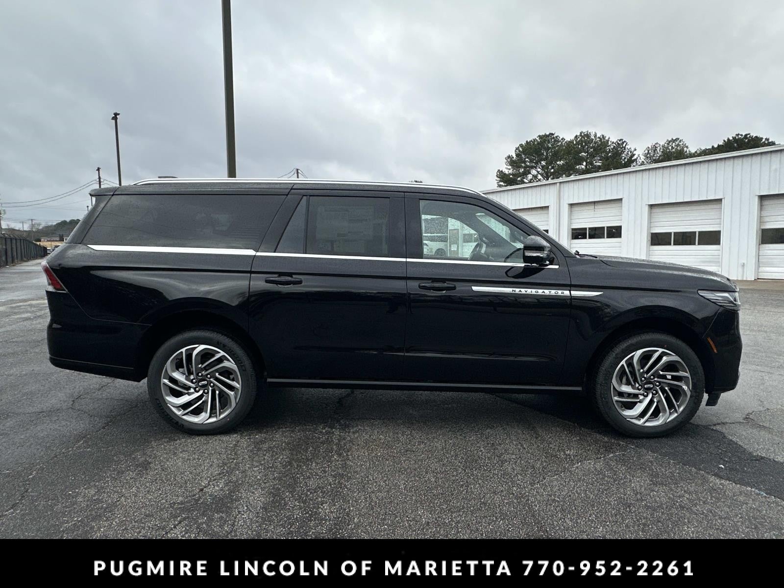 2026 Lincoln Navigator L Reserve