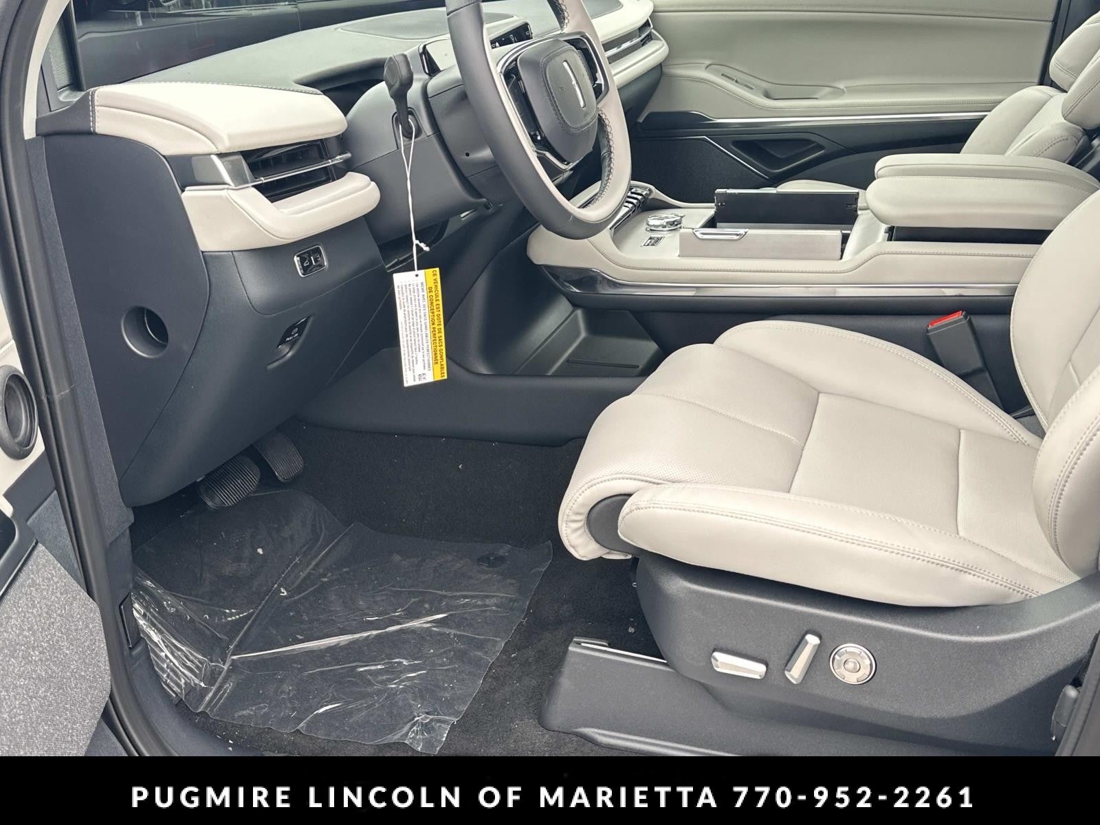 2026 Lincoln Navigator L Reserve