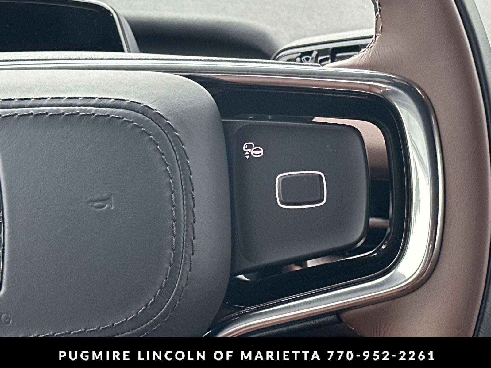 2027 Lincoln Navigator L Reserve