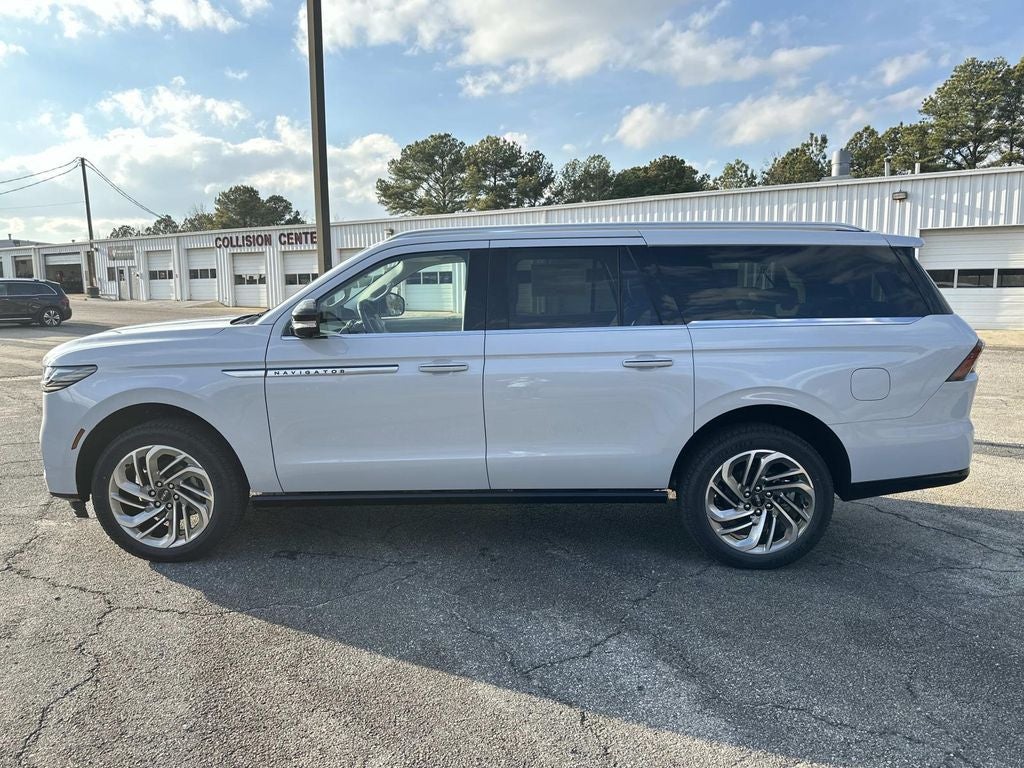 2026 Lincoln Navigator L Reserve