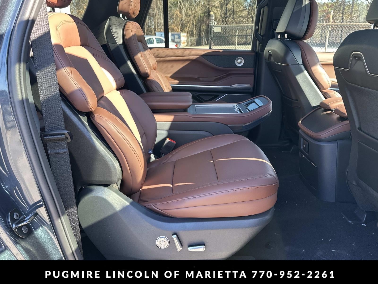 2026 Lincoln Navigator L Reserve