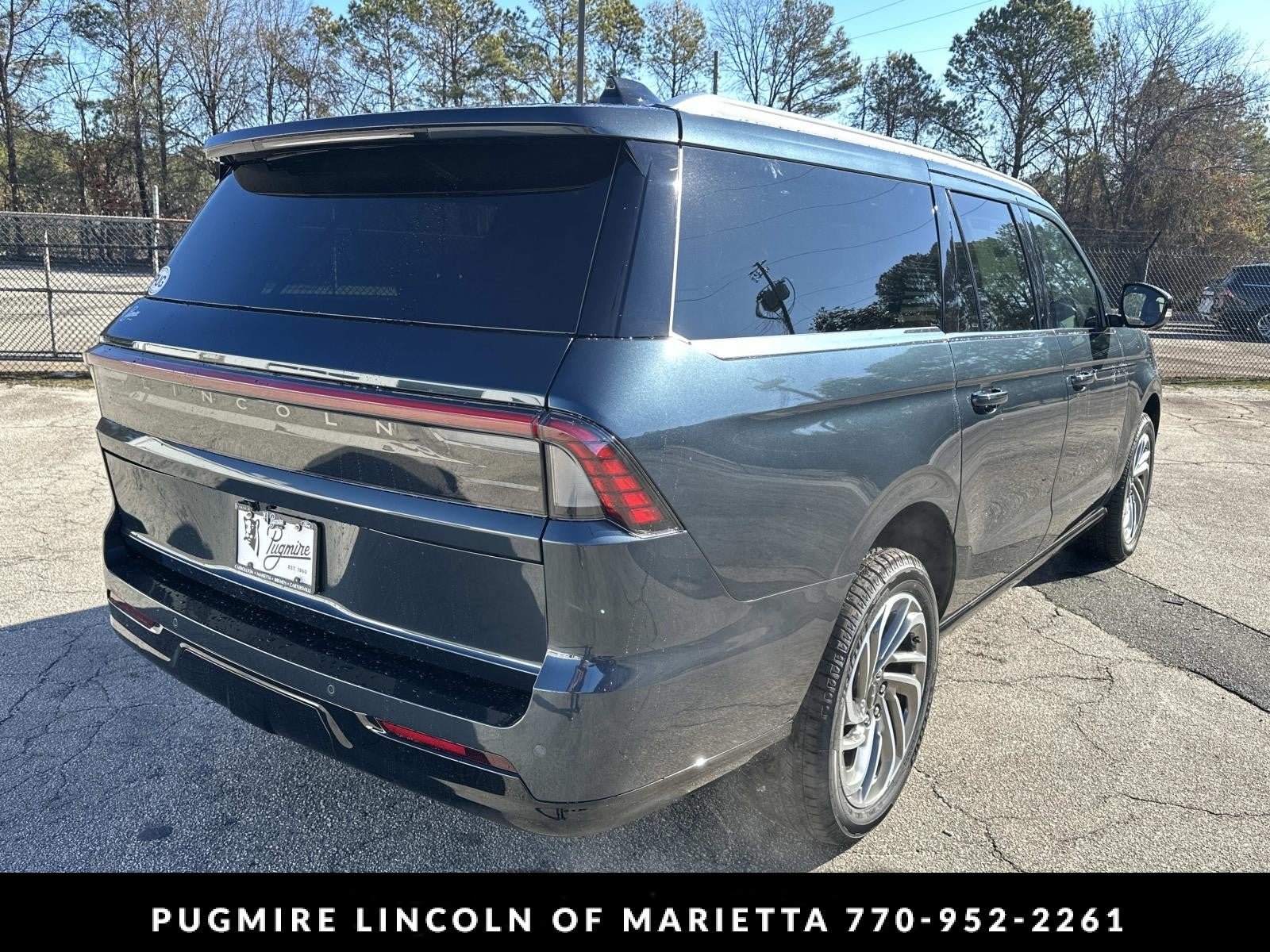 2026 Lincoln Navigator L Reserve