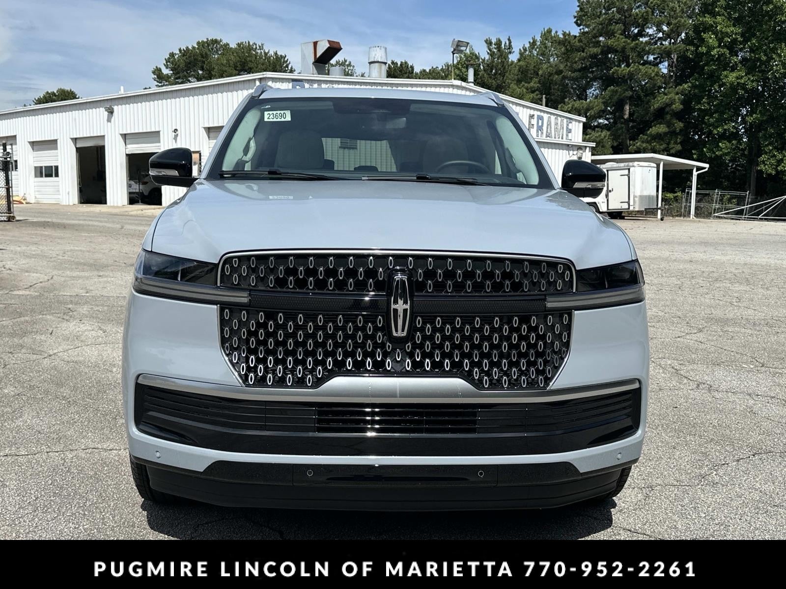 2026 Lincoln Navigator L Reserve