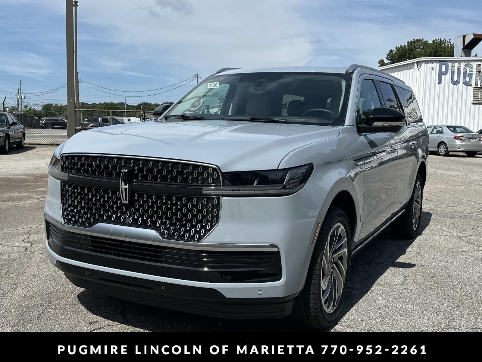 2026 Lincoln Navigator L Reserve