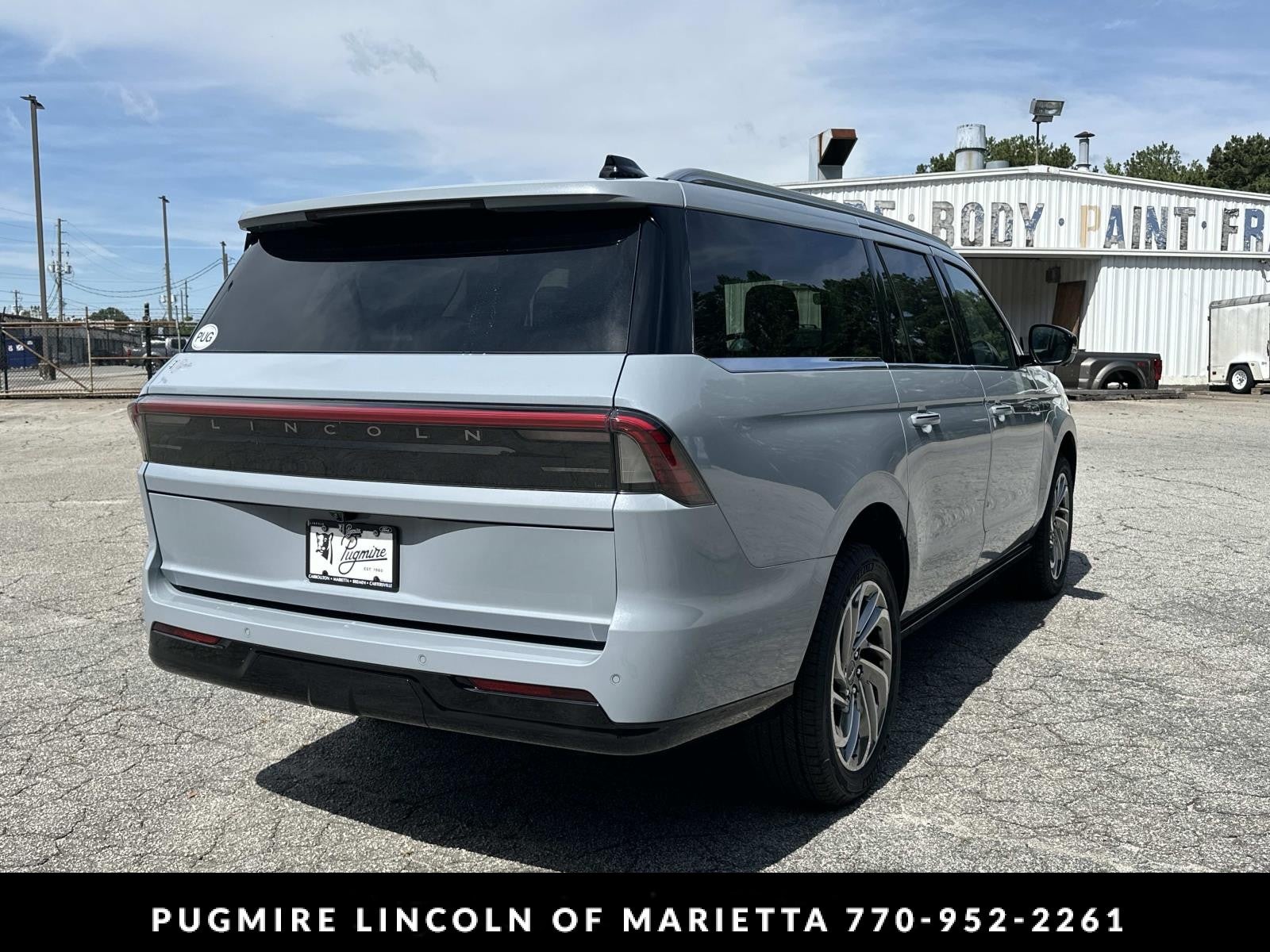 2026 Lincoln Navigator L Reserve