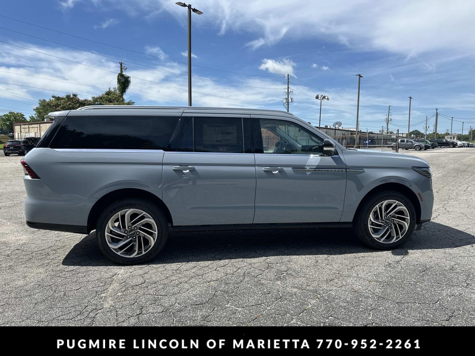 2026 Lincoln Navigator L Reserve