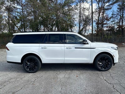 2025 Lincoln Navigator L Reserve