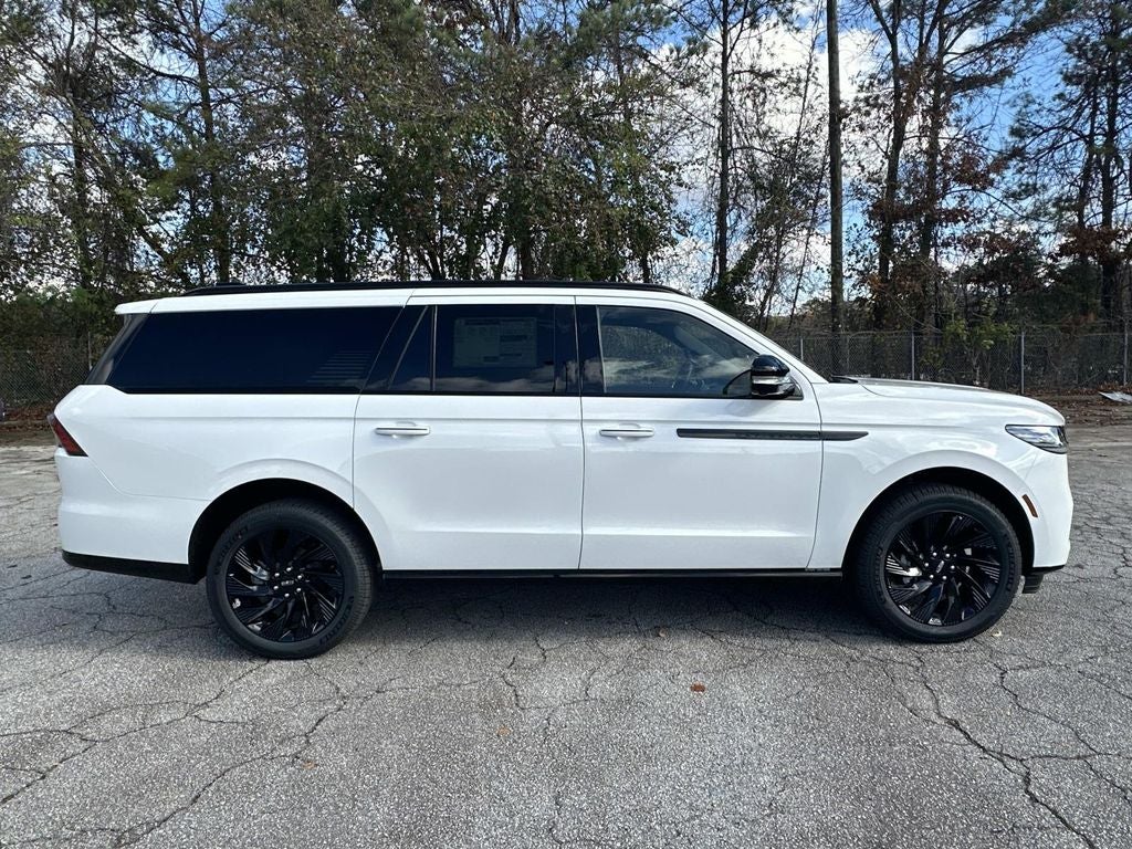 2025 Lincoln Navigator L Reserve