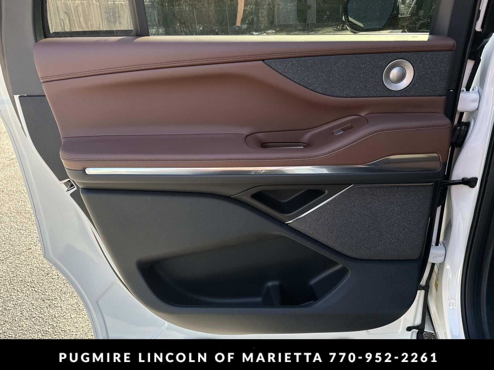 2026 Lincoln Navigator L Reserve