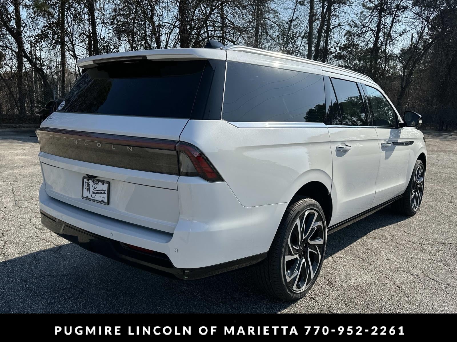 2026 Lincoln Navigator L Reserve