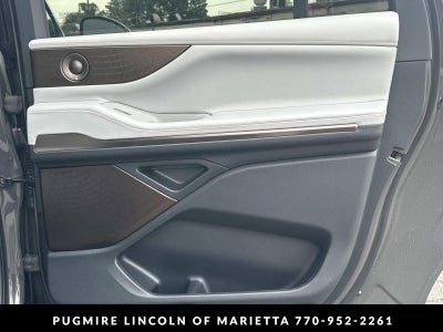 2027 Lincoln Navigator L Black Label