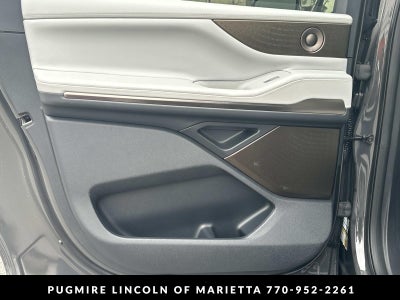 2027 Lincoln Navigator L Black Label