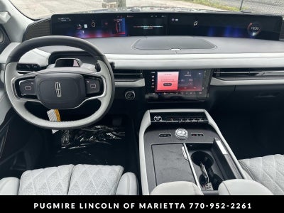 2027 Lincoln Navigator L Black Label