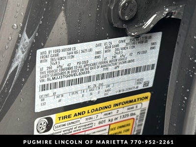 2027 Lincoln Navigator L Black Label