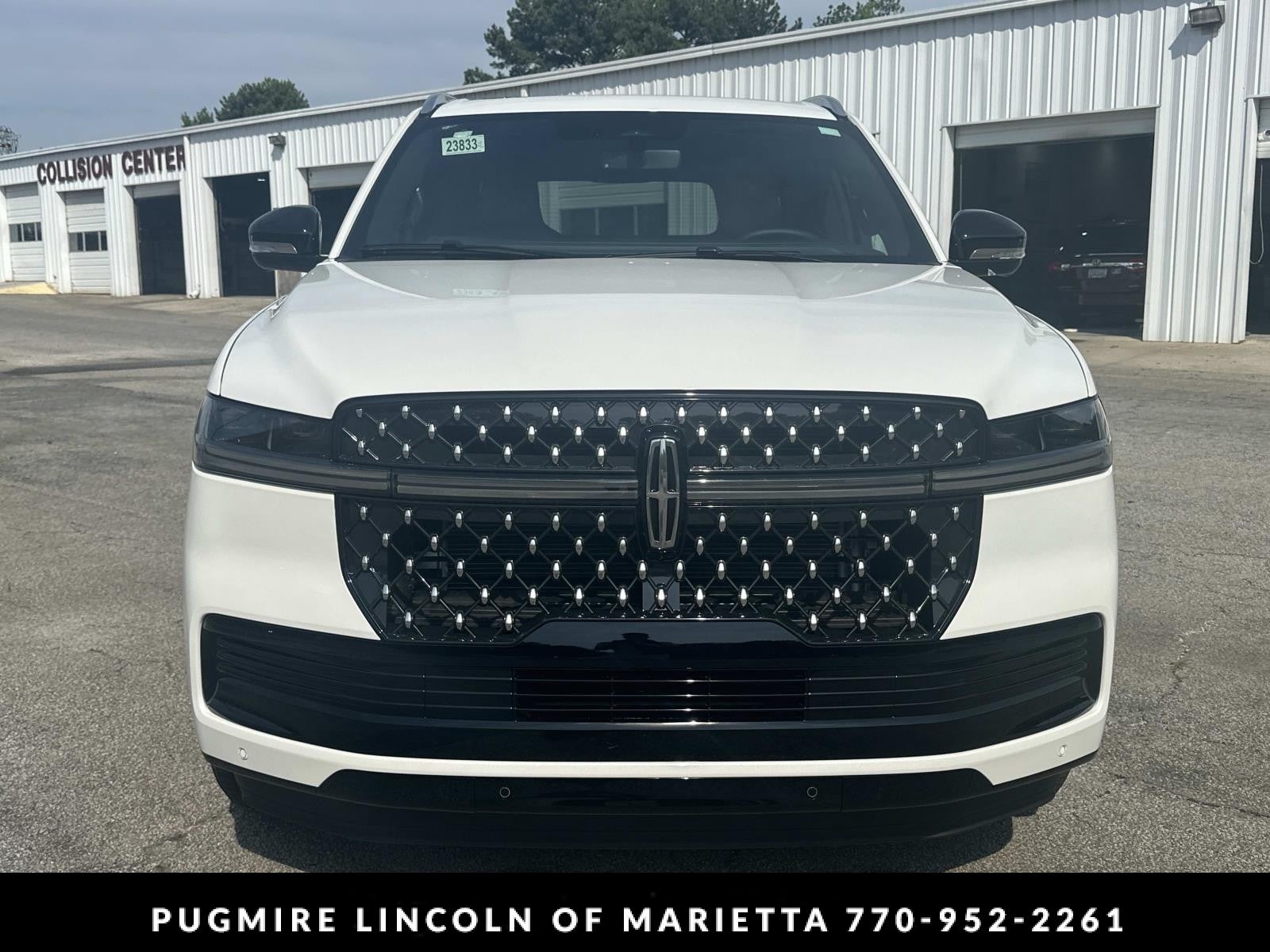 2027 Lincoln Navigator L Black Label