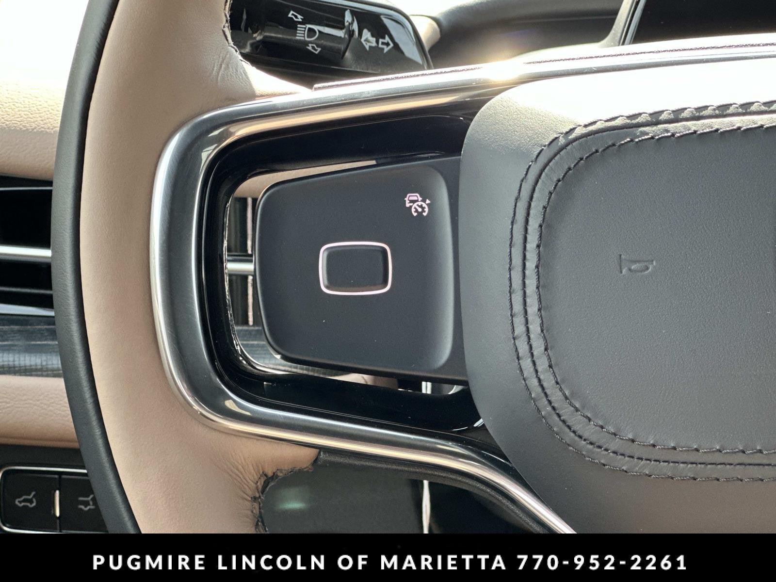 2027 Lincoln Navigator L Black Label