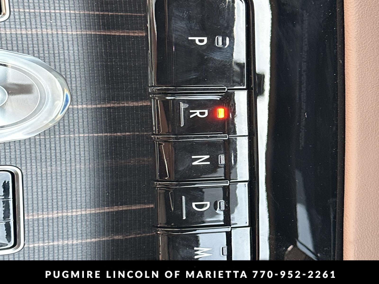 2027 Lincoln Navigator L Black Label