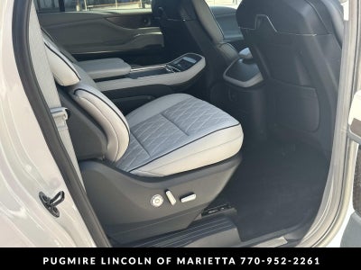 2026 Lincoln Navigator L Black Label