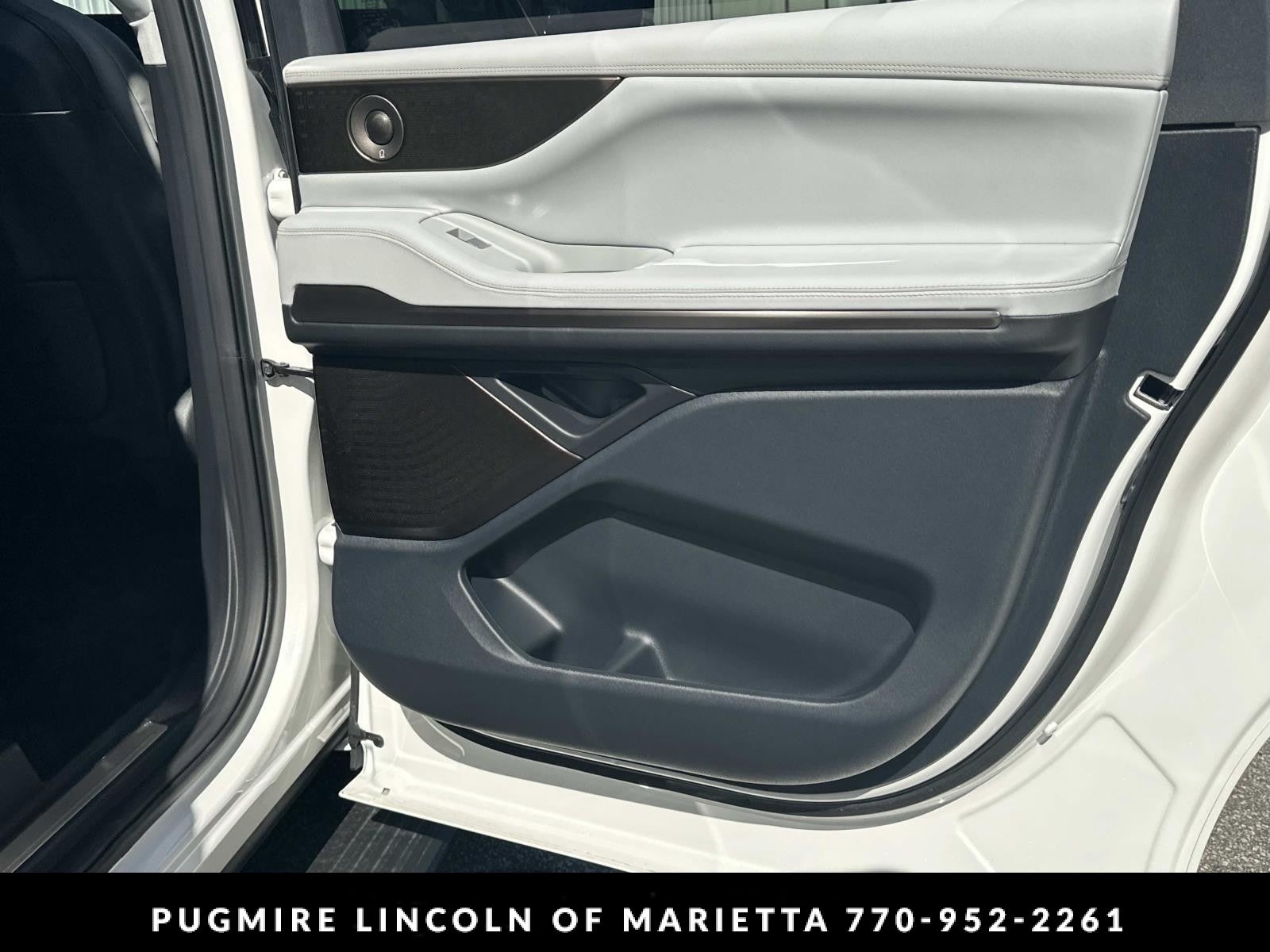 2026 Lincoln Navigator L Black Label