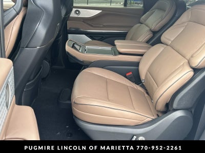 2026 Lincoln Navigator L Black Label