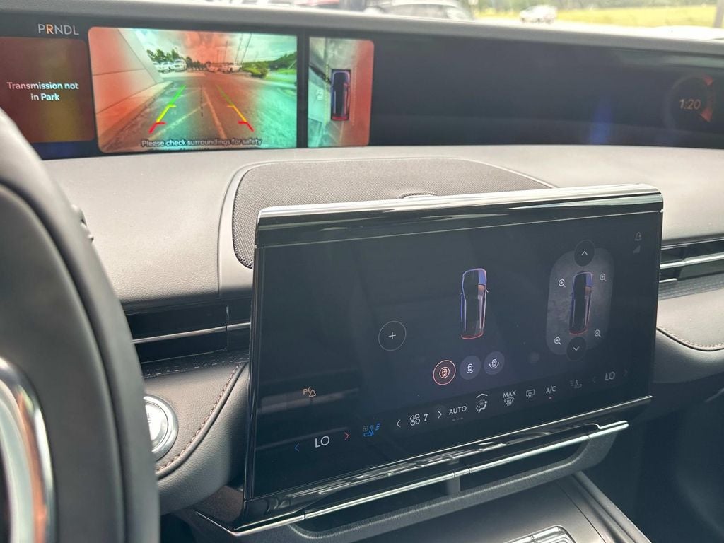 2025 Lincoln Nautilus Reserve