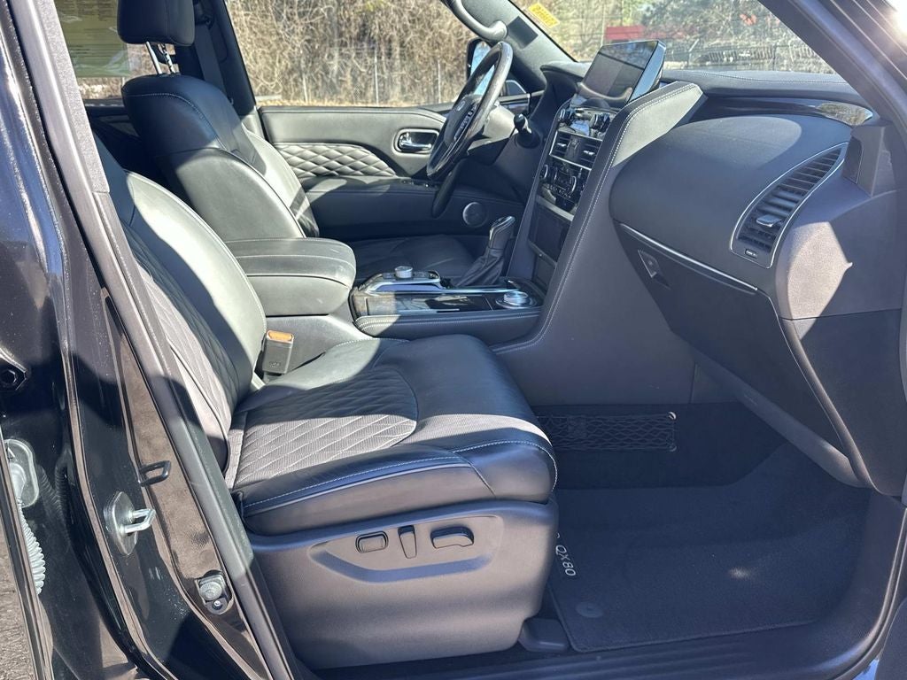2024 INFINITI QX80 Sensory