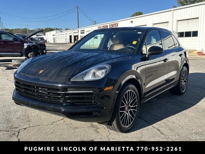 2022 Porsche Cayenne Base
