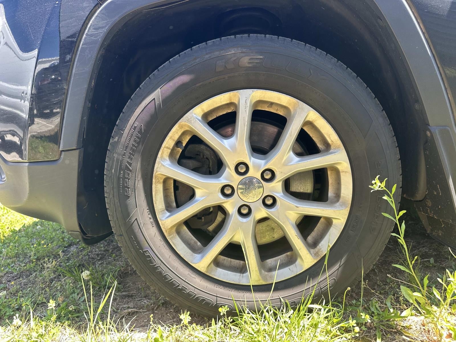 2015 Jeep Cherokee SUV