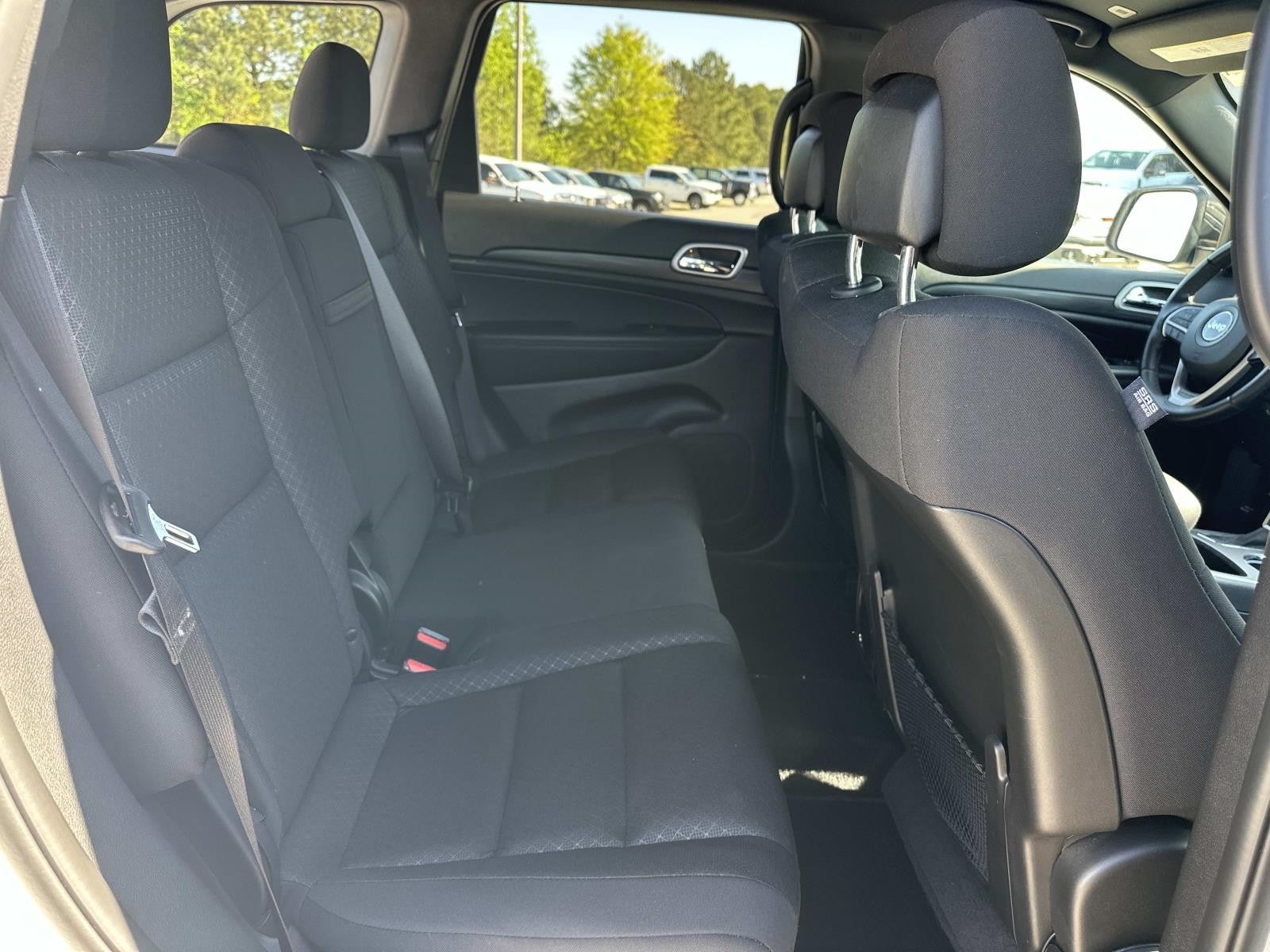 2021 Jeep Grand Cherokee LAREDO 4X4