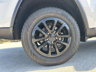 2021 Jeep Grand Cherokee LAREDO 4X4