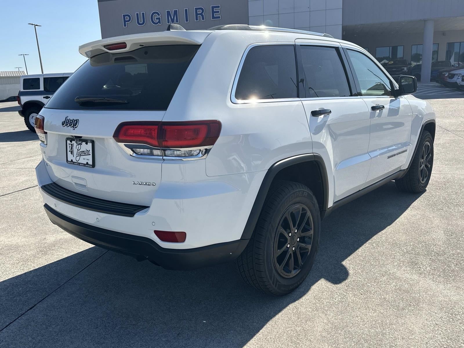 2021 Jeep Grand Cherokee LAREDO 4X4