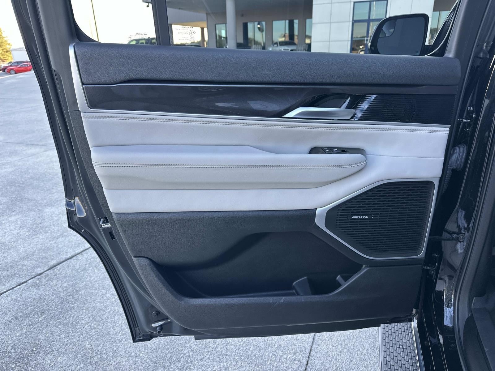 2023 Jeep Wagoneer 4WD