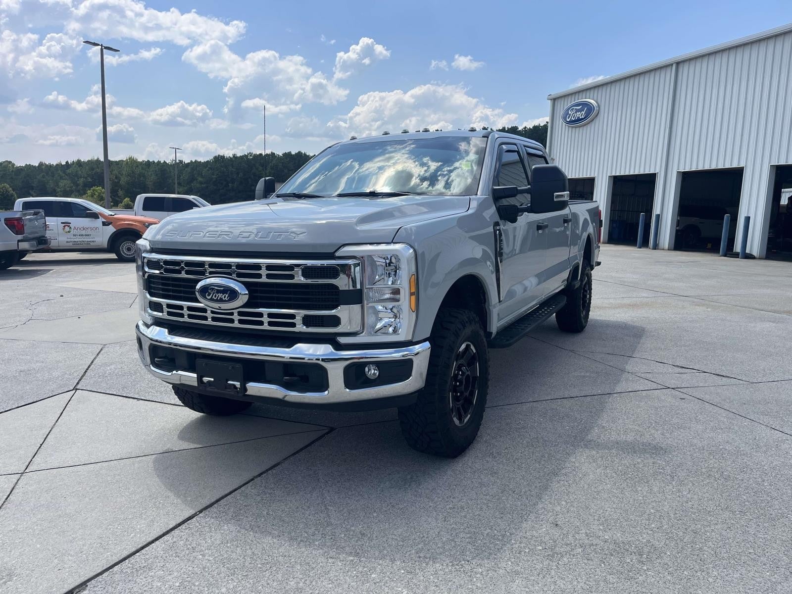 2025 Ford Super Duty F-250 SRW XLT 4WD CREW CAB 6.75' BO