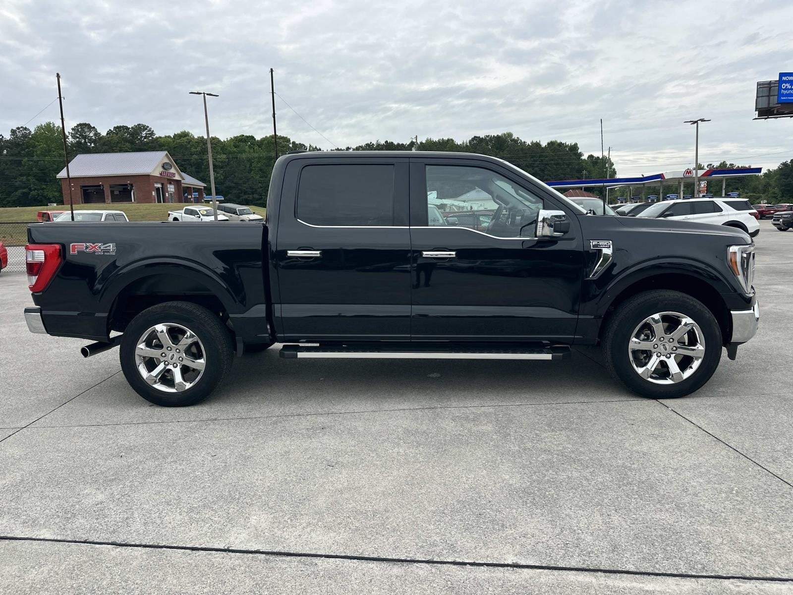 2023 Ford F-150 LARIAT 4WD SUPERCREW 5.5'