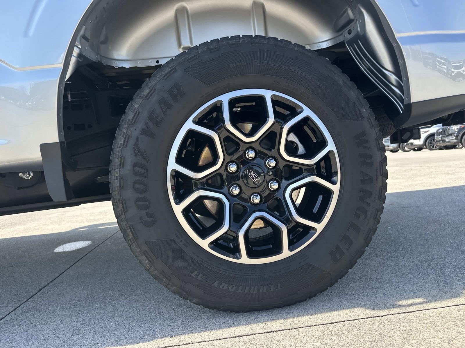 2023 Ford F-150 XLT 4WD SUPERCREW 5.5' BO