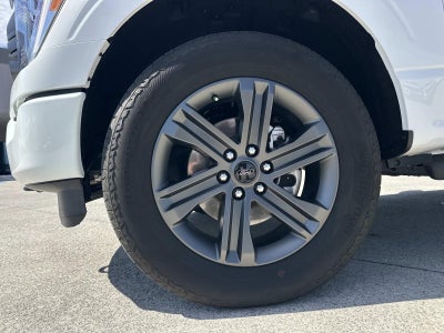 2023 Ford F-150 4WD CREW XLT