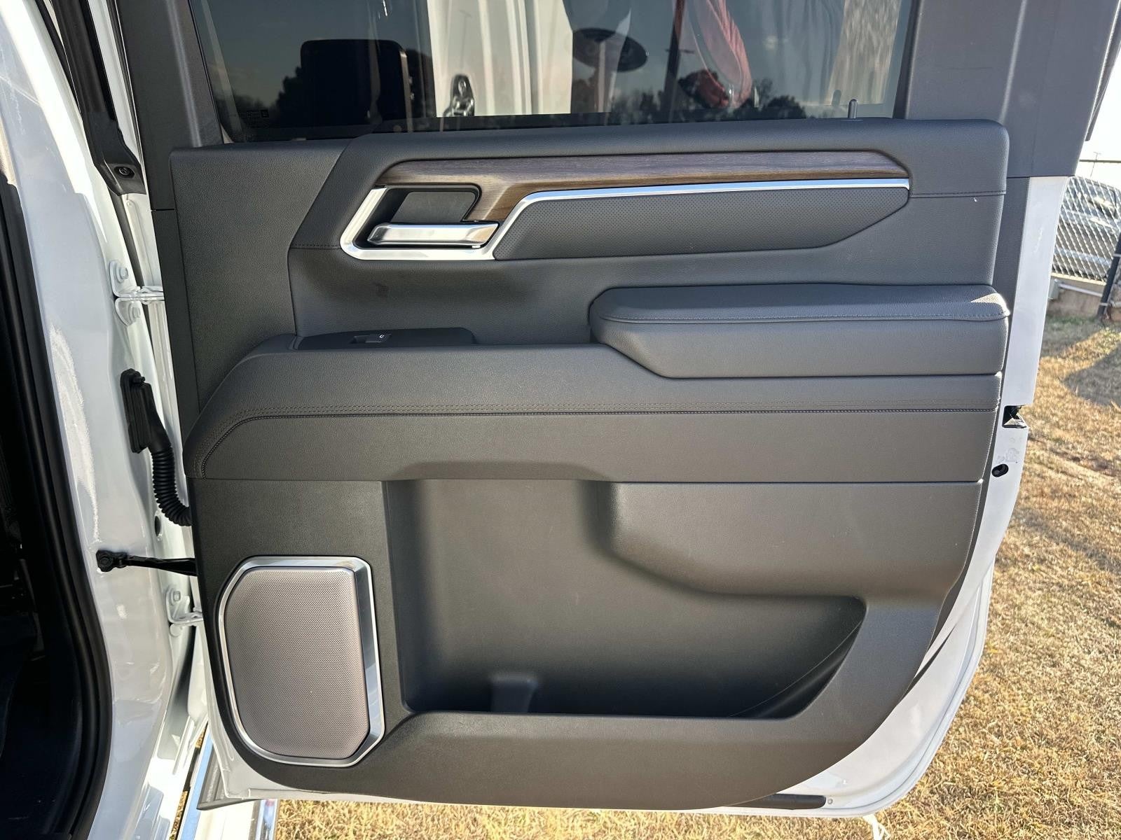 2025 Chevrolet Silverado 3500HD HIGH COUNTRY