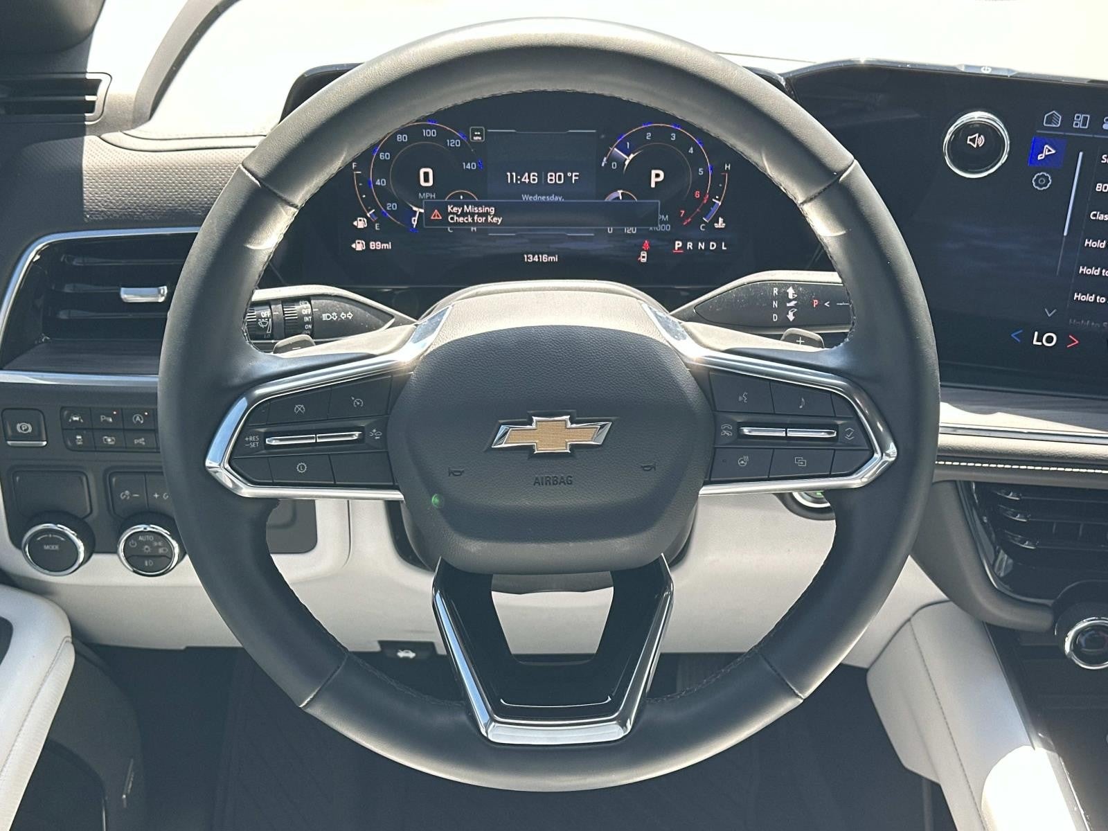 2025 Chevrolet Suburban PREMIER 2WD Premier