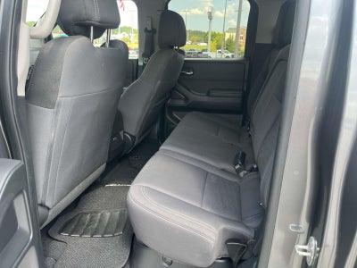 2023 Nissan Frontier CREW CAB 4X4 SV AUTO