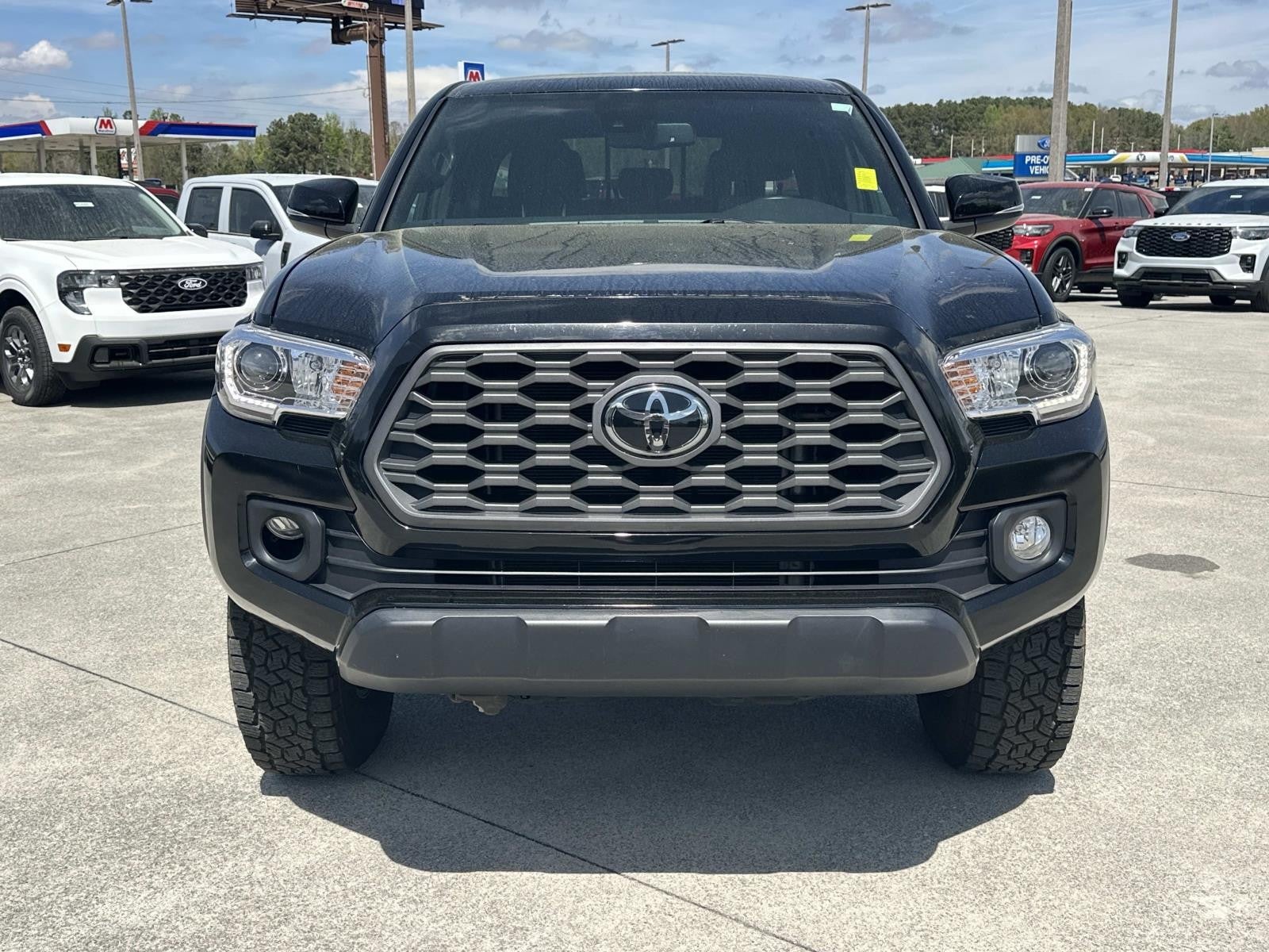 2023 Toyota Tacoma 4WD CREW