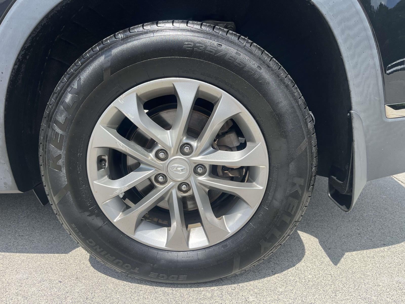 2019 Hyundai Santa Fe SE