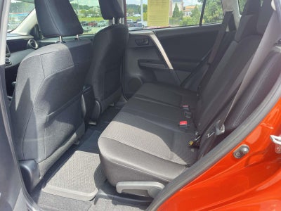 2015 Toyota RAV4 FWD 4DR LE