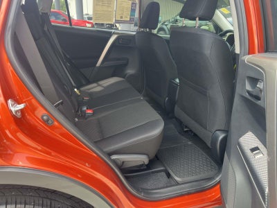 2015 Toyota RAV4 FWD 4DR LE