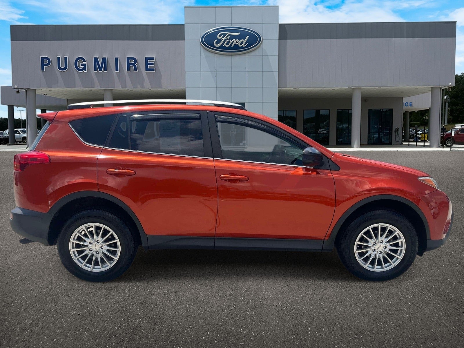 2015 Toyota RAV4 FWD 4DR LE