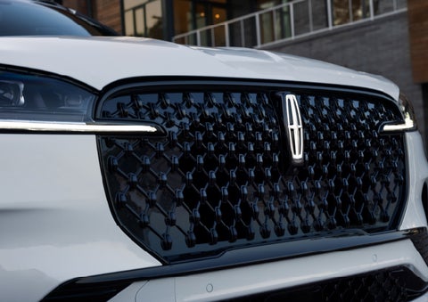 The front grille of a 2026 Lincoln Aviator® SUV is shown. | Pugmire Lincoln of Marietta in Marietta GA